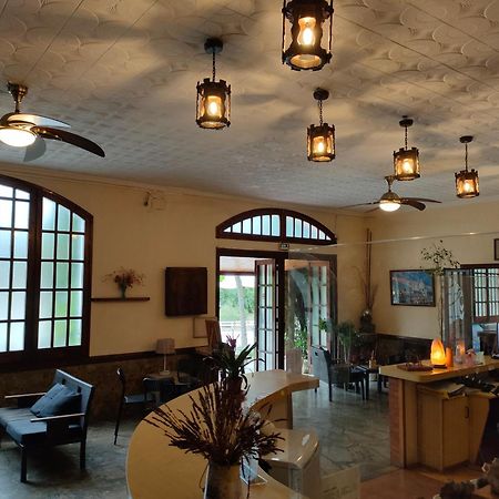 Hostal Los Pinares Lloret de Mar Bagian luar foto