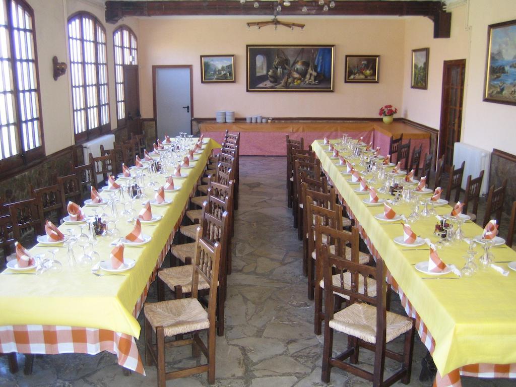 Hostal Los Pinares Lloret de Mar Bagian luar foto
