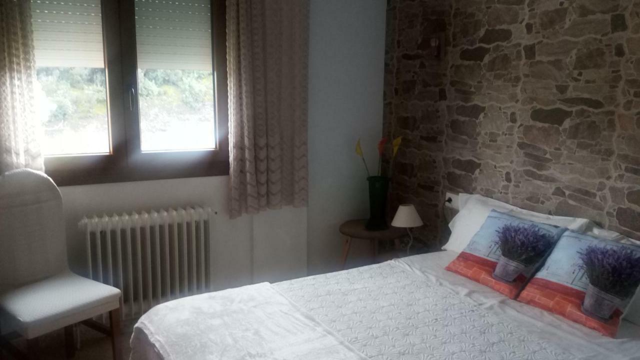 Hostal Los Pinares Lloret de Mar Bagian luar foto